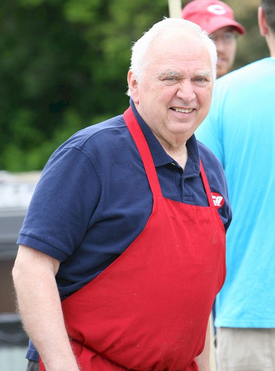 Kentucky Community Rallies Around Local Grocery
